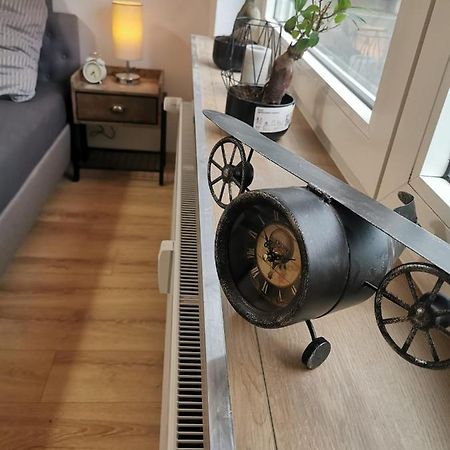 Frisch Sanierte Ferienwohnung 2 Min Vom Suedstrand - Balkon - Pay Tv فيلهلمسهافن المظهر الخارجي الصورة