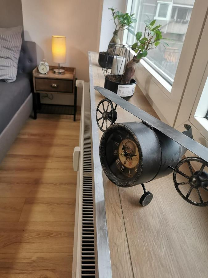 Frisch Sanierte Ferienwohnung 2 Min Vom Suedstrand - Balkon - Pay Tv فيلهلمسهافن المظهر الخارجي الصورة